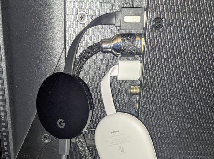 Connect Chromecast device to TV