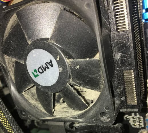 PC one of my fans is not spinning fast